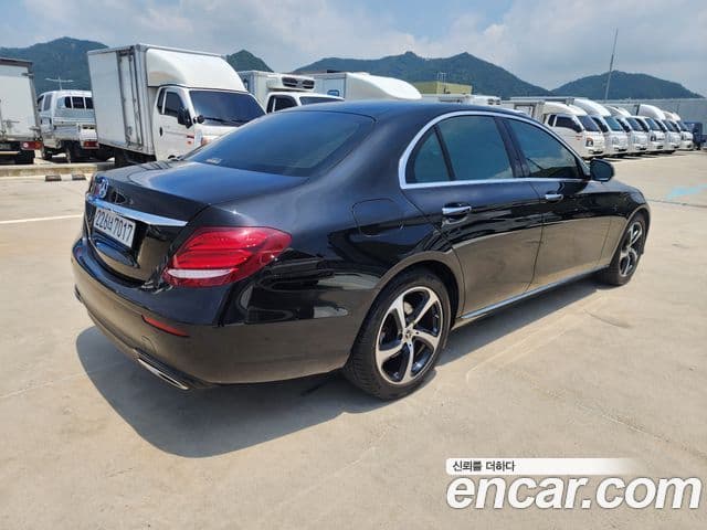 Mercedes-Benz E-Class 2019 — Şəkil 6/20