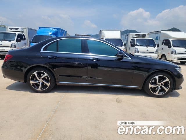 Mercedes-Benz E-Class 2019 — Şəkil 7/20