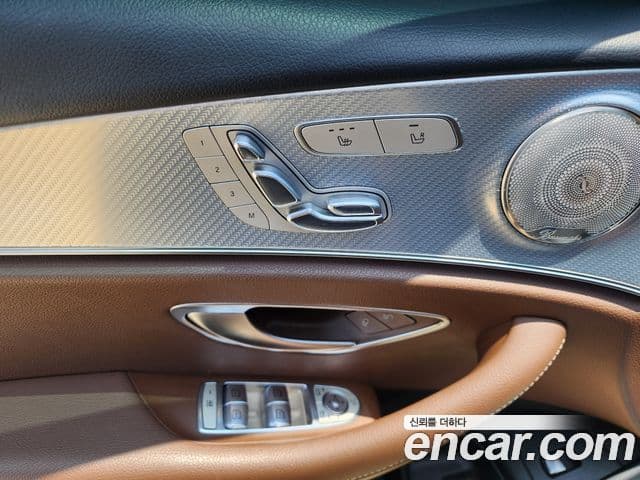 Mercedes-Benz E-Class 2019 — Şəkil 14/20