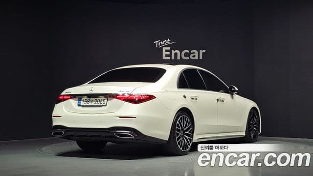 Mercedes-Benz S-Class 2022 — ფოტო 2/20