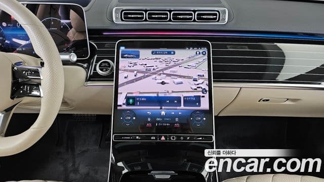 Mercedes-Benz S-Class 2022 — ფოტო 14/20