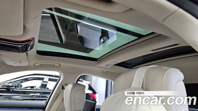 Mercedes-Benz S-Class 2022 — ფოტო 19/20