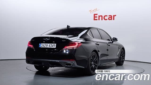 Genesis G70 2019 — Photo 22/35