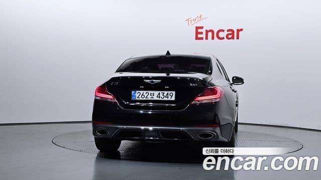 Genesis G70 2019 — Photo 29/35