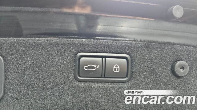 Genesis G70 2019 — Photo 31/35
