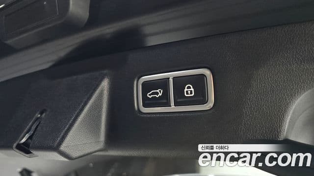 Kia Sorento 2022 — Фото 19/20