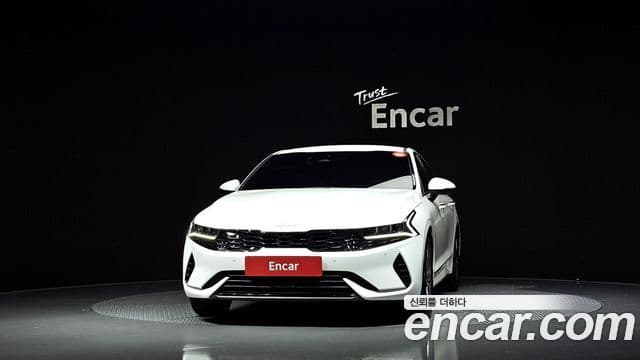 Kia K5 2023 — Şəkil 3/20