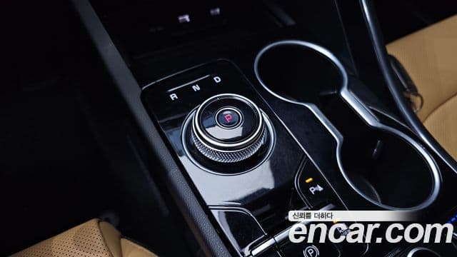 Kia K5 2023 — Şəkil 9/20