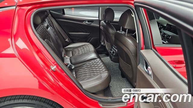 Kia Stinger 2021 — ფოტო 11/20