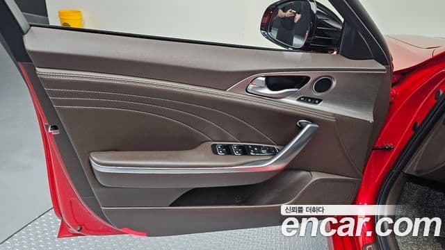 Kia Stinger Meister 2021 — Photo 1/31