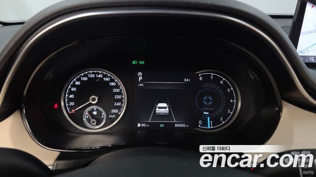 Genesis GV70 2021 — ფოტო 8/20