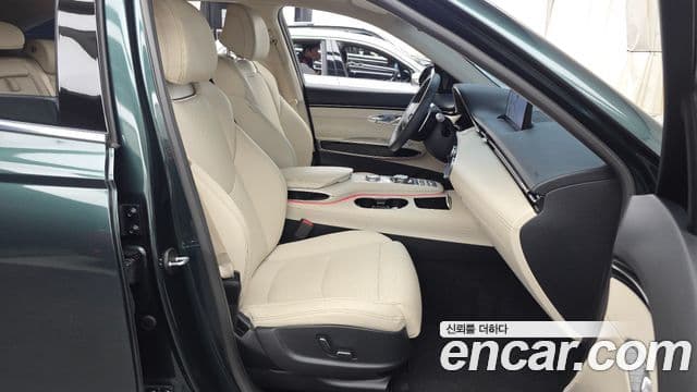 Genesis GV70 2021 — ფოტო 11/20