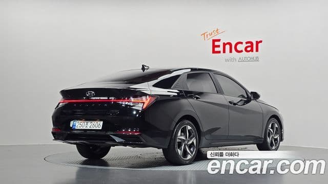 Hyundai Avante 2022 — ფოტო 2/20