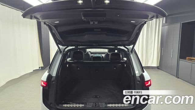 Land Rover Range Rover Sport 2025 — Photo 33/36