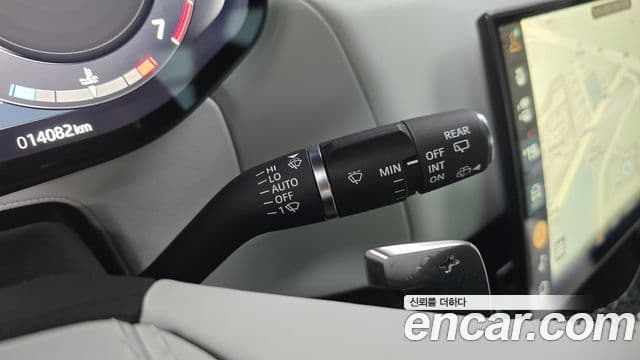 Land Rover Range Rover Sport 2025 — Photo 36/36