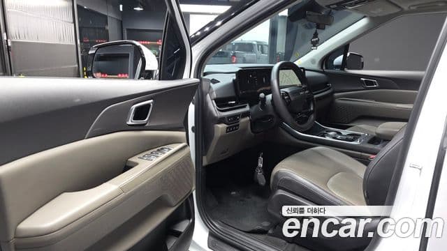 Kia Carnival 2024 — ფოტო 10/20