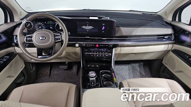 Kia Carnival 2021 — ფოტო 7/20