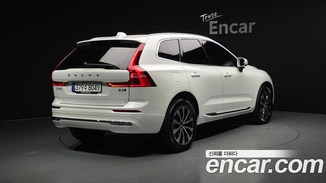 Volvo XC60 2025 — Şəkil 2/20