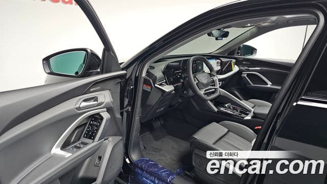 Audi Q5 2025 — ფოტო 10/20