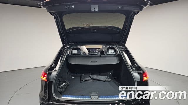 Audi Q5 2025 — Photo 7/34