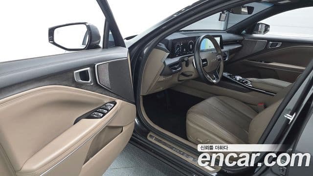 Kia K8 2021 — Şəkil 9/20