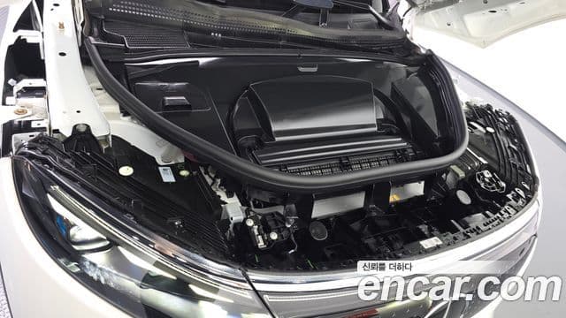 Mercedes-Benz EQS SUV 2023 — ფოტო 27/34