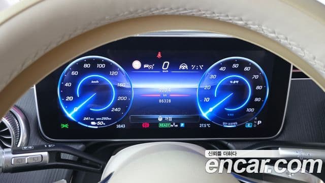 Mercedes-Benz EQS SUV 2023 — ფოტო 28/34