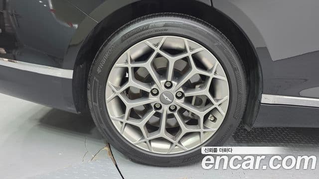 Genesis Electrified G80 2021 — Şəkil 5/20