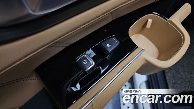 Kia Sorento 2020 — ფოტო 19/20