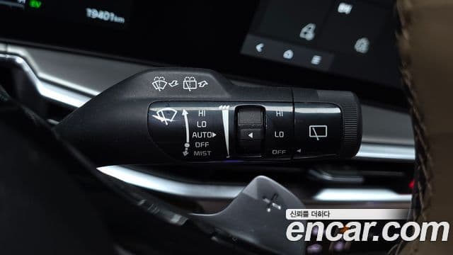 Kia Sorento 2024 — ფოტო 18/20