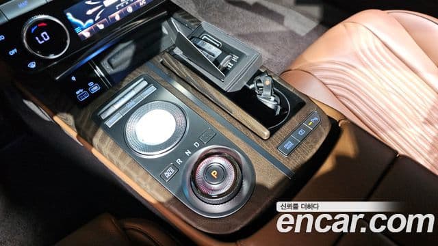 Genesis Electrified G80 2021 — ფოტო 7/20