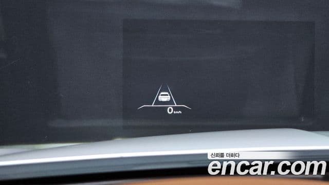 Genesis Electrified G80 2021 — ფოტო 15/20
