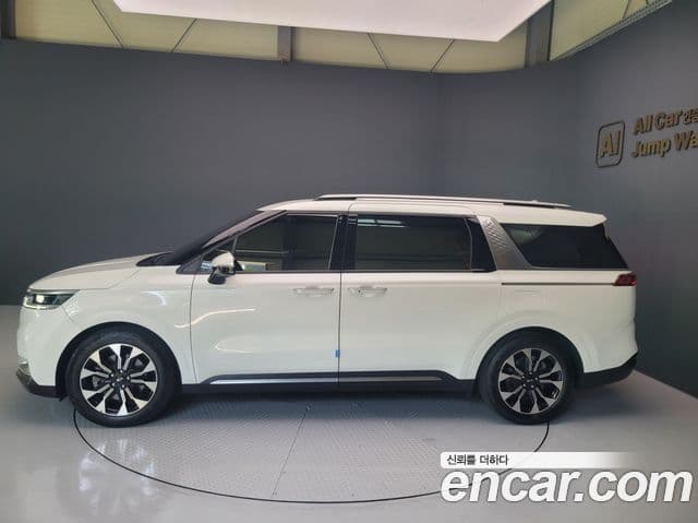 Kia Carnival 2021 — Фото 3/20