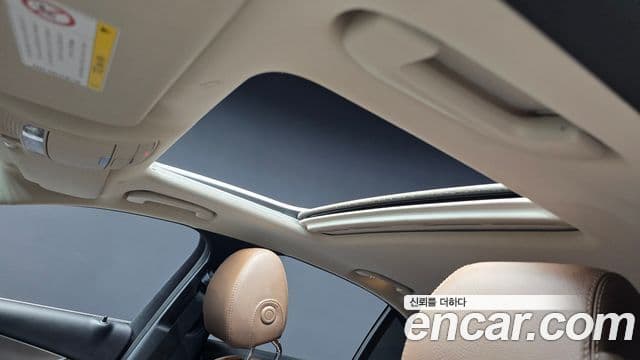 Mercedes-Benz E-Class 2018 — ფოტო 16/20