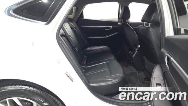 Hyundai Sonata 2022 — Şəkil 10/20