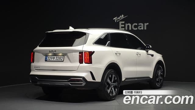 Kia Sorento 2022 — Şəkil 2/20