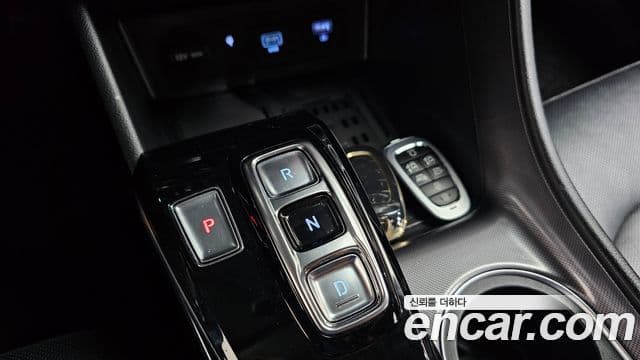Hyundai Sonata 2022 — ფოტო 8/20