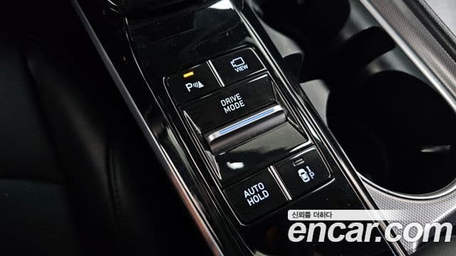 Hyundai Sonata 2022 — ფოტო 18/20