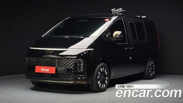 Hyundai Staria 2024 — ფოტო 10/20
