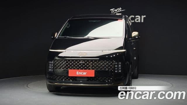 Hyundai Staria 2024 — ფოტო 2/20