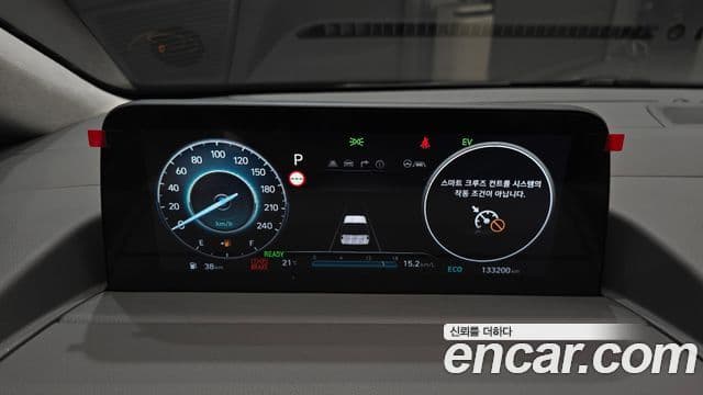 Hyundai Staria 2024 — ფოტო 7/20