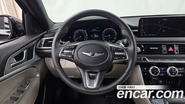 Genesis G70 2022 — Şəkil 13/20