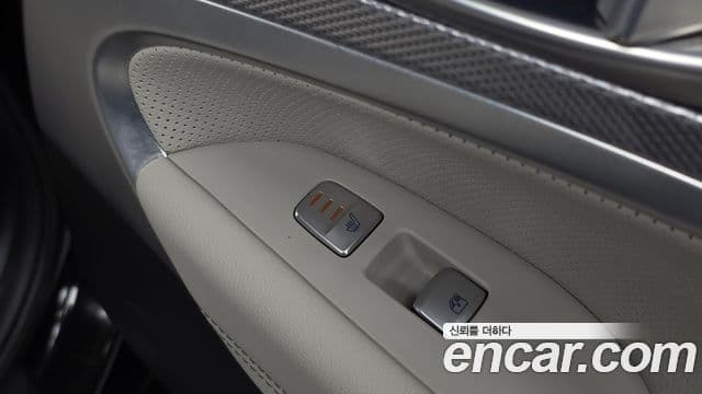 Genesis G70 2022 — Şəkil 19/20