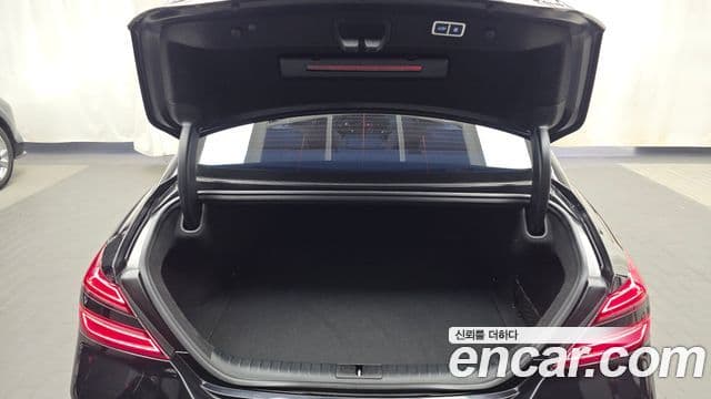 Genesis G70 2022 — Şəkil 20/20
