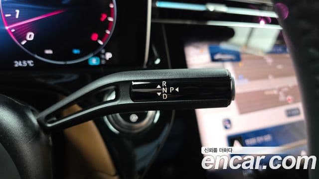 Mercedes-Benz E-Class 2025 — ფოტო 9/20