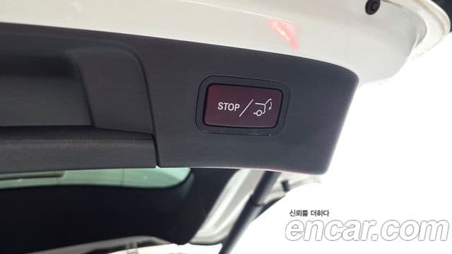 Mercedes-Benz GLA-Class 2019 — Şəkil 15/20