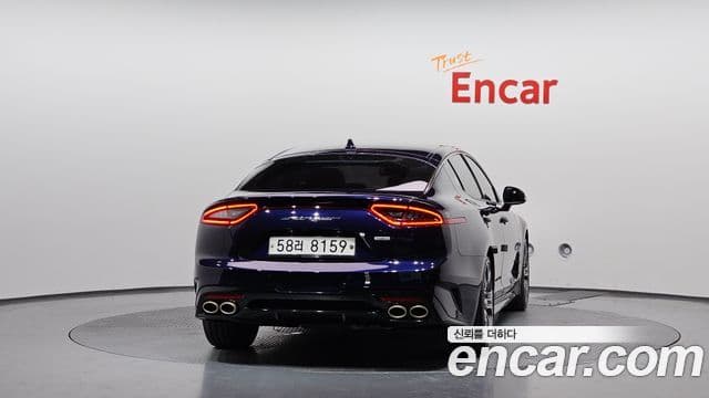 Kia Stinger 2019 — ფოტო 4/20