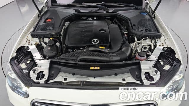 Mercedes-Benz E-Class 2023 — Şəkil 5/20