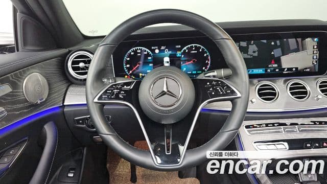 Mercedes-Benz E-Class 2023 — Şəkil 10/20