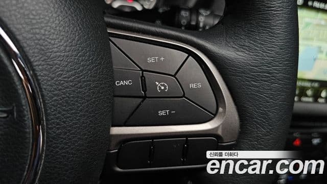 Jeep Renegade 2022 — Photo 18/31